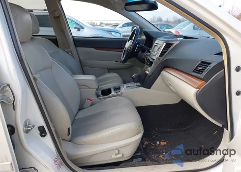 2014 Subaru Outback 2.5I Limited z USA, uszkodzony, nr VIN 4S4BRBLC0E3308559